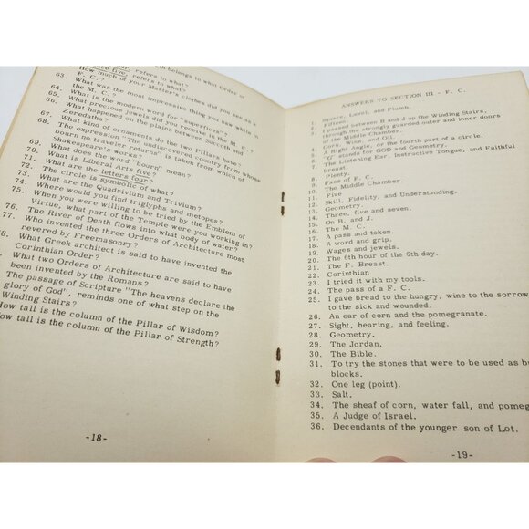 Masonic Catch-E-Kizm Book 1960 Revised Edition By M.J. Barrett 1960 - Picture 5 of 8